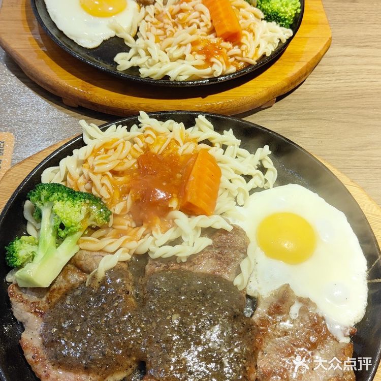 回民街里的西餐厅✨值得推荐！！