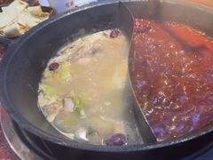 -赵美丽·重庆社区火锅·直营店(火车东站·中豪国际店)