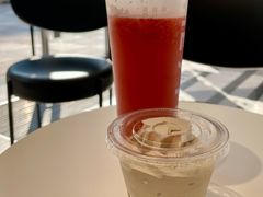 芝芝莓莓桃-喜茶(东莞雍华庭店)