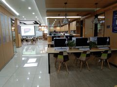 -沃尔得国际英语(泉城路校区)