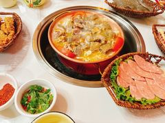 -阿婆情腊排骨火锅·野生菌季(古城旗舰店)