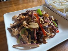 -小厨子私房菜·云南美食店