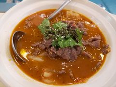 自制不老牛肉汤锅-付掌柜在成都·热炒砂锅集(金禾店)