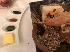 -龙虾酒吧扒房(宁波香格里拉店)