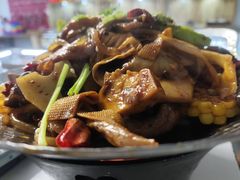 -天天向上素食餐厅(五台山店)