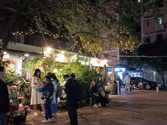 -CowCow其其·牛杂咖啡公司(六运店)
