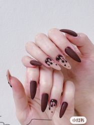 -悦指间美甲美睫