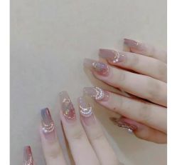 -悦指间美甲美睫