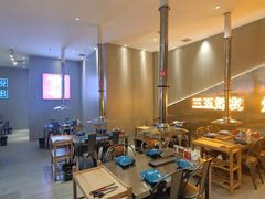 -喜悦小串海鲜烧烤大排档(高新万达店)