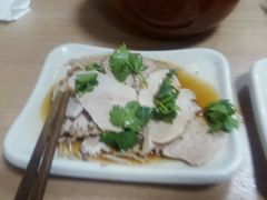 -亮亮面馆(经六路店)