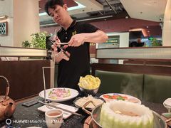 -得意咚瓜·顺德鱼生·冬瓜火锅(深圳首店)