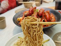 -肥肥虾庄·金牌油焖大虾(沙湖店)