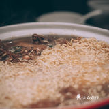 正佳M层 | 神秘角落滚热辣，秋日美味啫啫煲