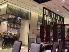 -广州万富希尔顿酒店·感趣自助餐厅·金秋蟹宴生蚝海鲜刺身烧烤