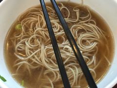 -朱鸿兴面馆(镇湖店)
