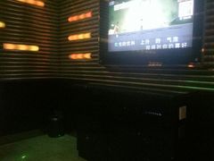 -悦汇商务会所KTV夜总会(松江店)