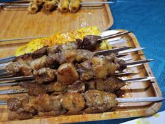 -乡村馕坑肉·烧烤·新疆菜·本地人更爱吃(阿勒泰首店)