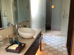 -三亚亚龙湾五号度假别墅酒店