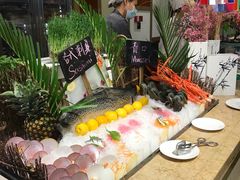 -大中华希尔顿酒店-念自助餐·嗨啤·小龙虾