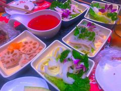 井格特色鸭血-井格重庆火锅(临平银泰城店)