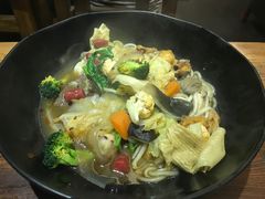 -万记麻辣烫国展总店