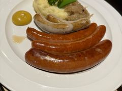 -LENBACH兰巴赫西餐啤酒坊(大连东港店)