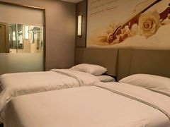 -维也纳国际酒店·西京医院胡家庙地铁站店