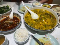 -江城小馆陕南妈妈菜·全球旅行餐厅(钟楼店)