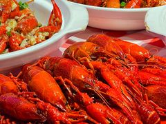 -肥小宝·金牌油焖大虾(襄阳龙虾地标店)