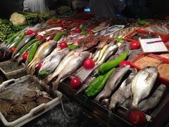 -沈家门海鲜夜排档(东港店)