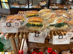 -CARINO BAKERY&CAFE(人广来福士店)