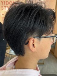 -一東造型烫发染发