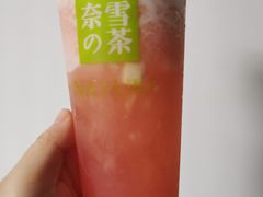 霸气水蜜桃-奈雪的茶(新天地广场PRO店)