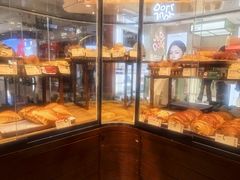 -CARINO BAKERY&CAFE(人广来福士店)