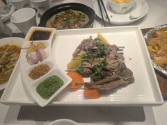-清真·卡德尔大叔新疆主题餐厅(龙汇路店)
