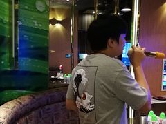 -蓝色派对KTV(聚然广场店)