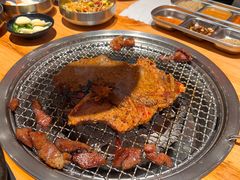 -极简·炭火烤肉主题餐厅·龙虾烧烤·烤羊排(宝龙店)