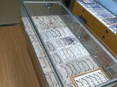 -广州宝岛眼镜武汉和光眼镜市场西区店
