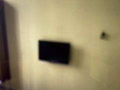 -卡罗酒店(东门晒布地铁站店)