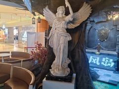 -暴风岛沉浸式体验馆(百联世纪店)