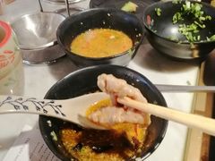 -尚尚仙·酸汤猪手·猪肚鸡火锅(华联万柳购物中心店)