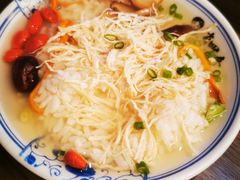 -肖四女乐山跷脚牛肉(南汇大学城生活广场店)