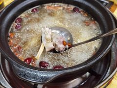 -濠轩阁特色生蚝火锅(水湾路店)