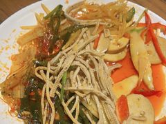 -万记麻辣烫国展总店