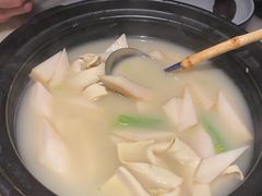 腌笃鲜-绿茶餐厅(同成街华联店)
