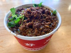 -八一路好吃街(雨田商务大厦店)