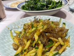 -客家大院·非遗赣南客家菜(郁孤台店)
