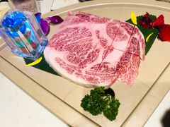 极品眼肉A5-哈拉海和牛主题餐厅(哈西店)