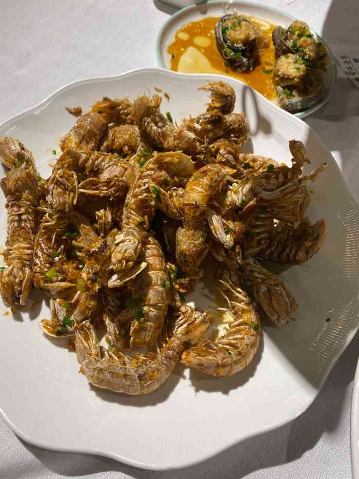 宝燕壹号海鲜餐厅(园区店)-"公司聚餐来的,一个包厢打通了三大桌,菜是