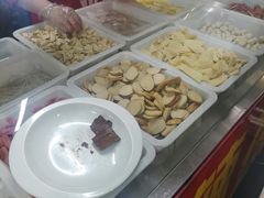 -大江麻辣拌(石油学院店)